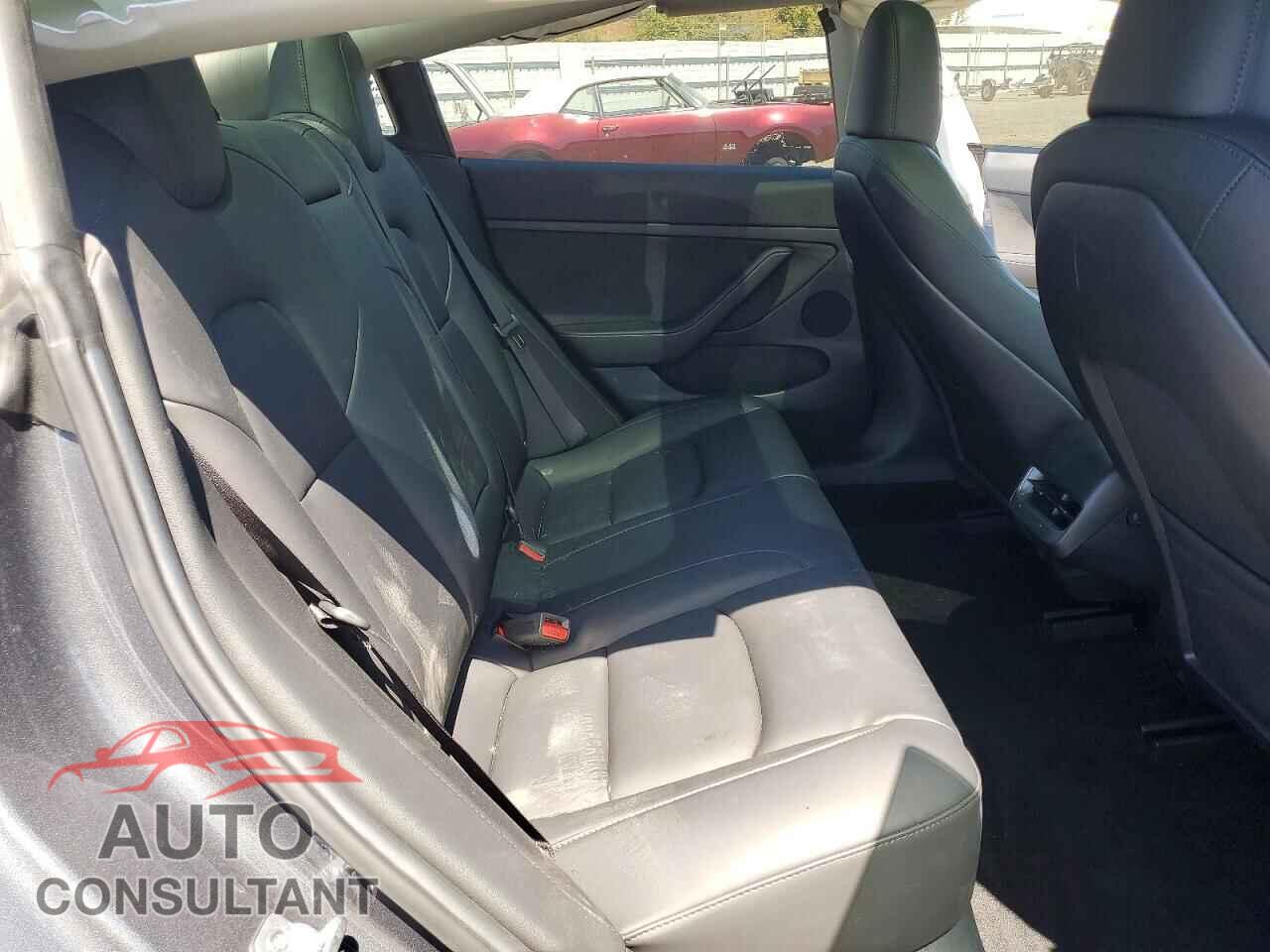 TESLA MODEL 3 2023 - 5YJ3E1EA1PF707691