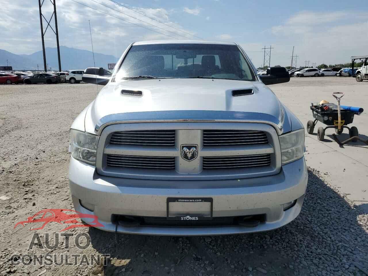 DODGE RAM 1500 2012 - 1C6RD7MT9CS140962