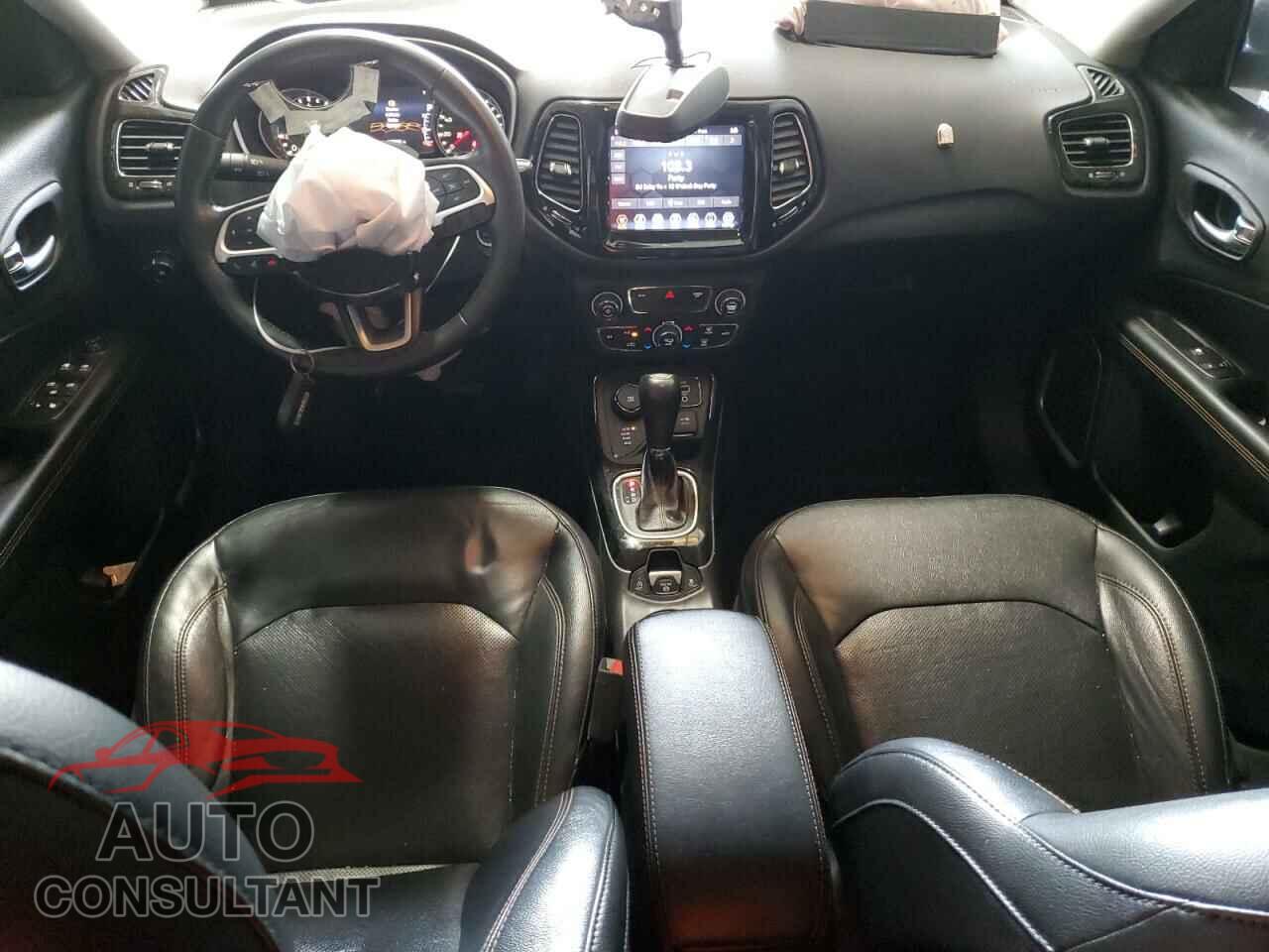 JEEP COMPASS 2019 - 3C4NJDCB0KT596207