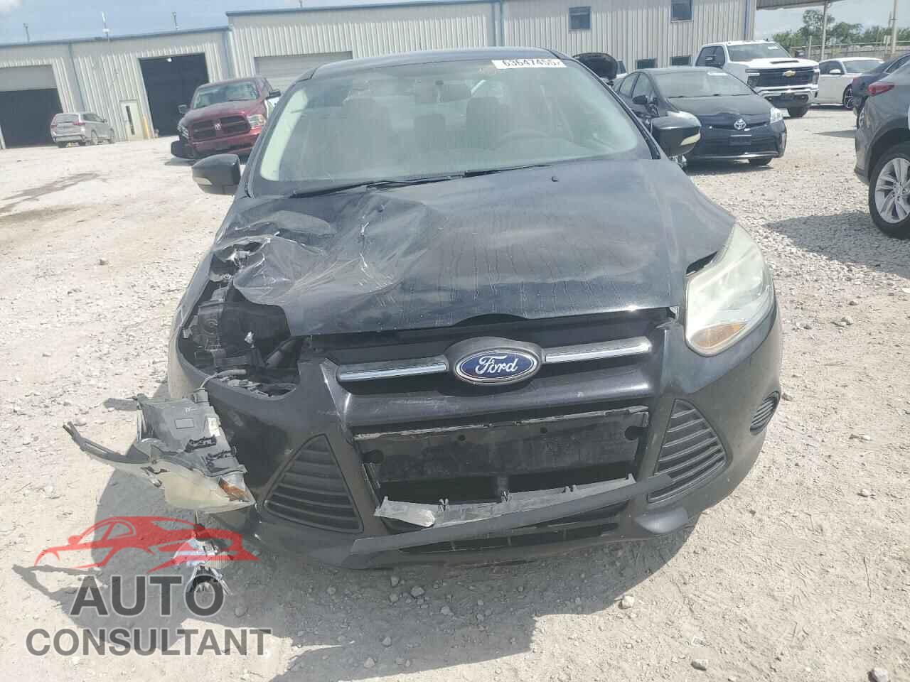 FORD FOCUS 2014 - 1FADP3F22EL392983