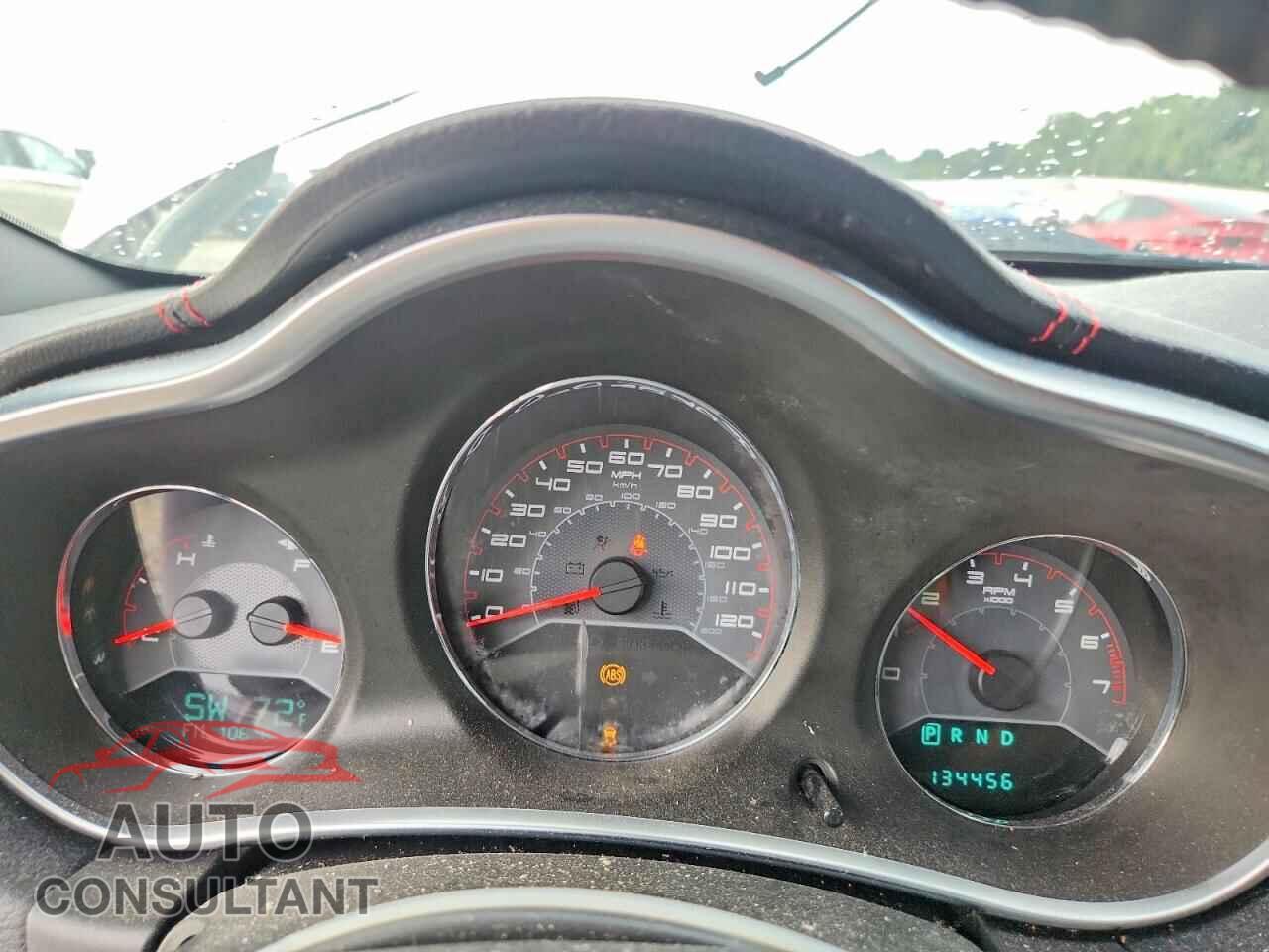 DODGE AVENGER 2011 - 1B3BD1FG2BN517086