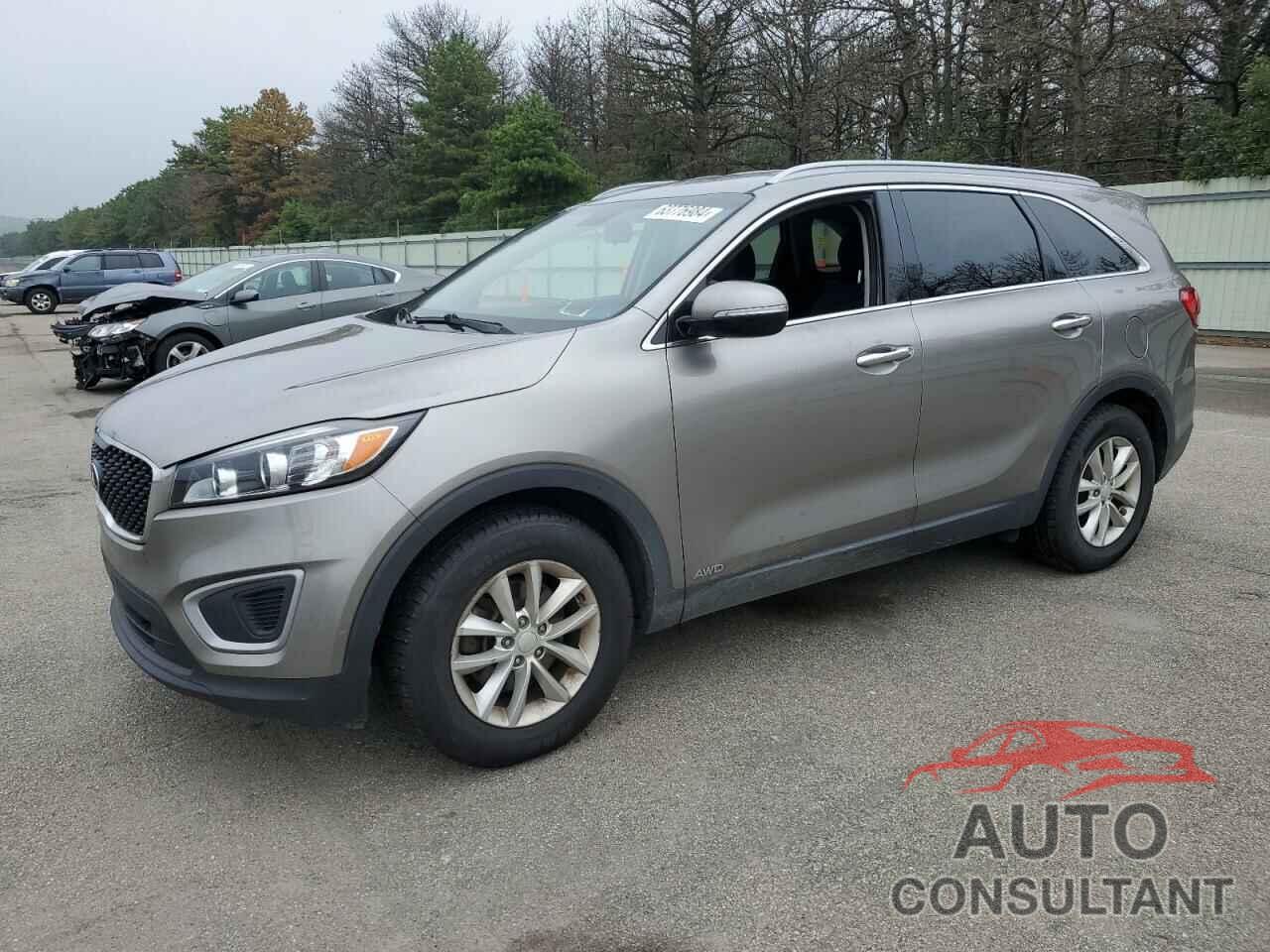 KIA SORENTO 2018 - 5XYPGDA39JG376220
