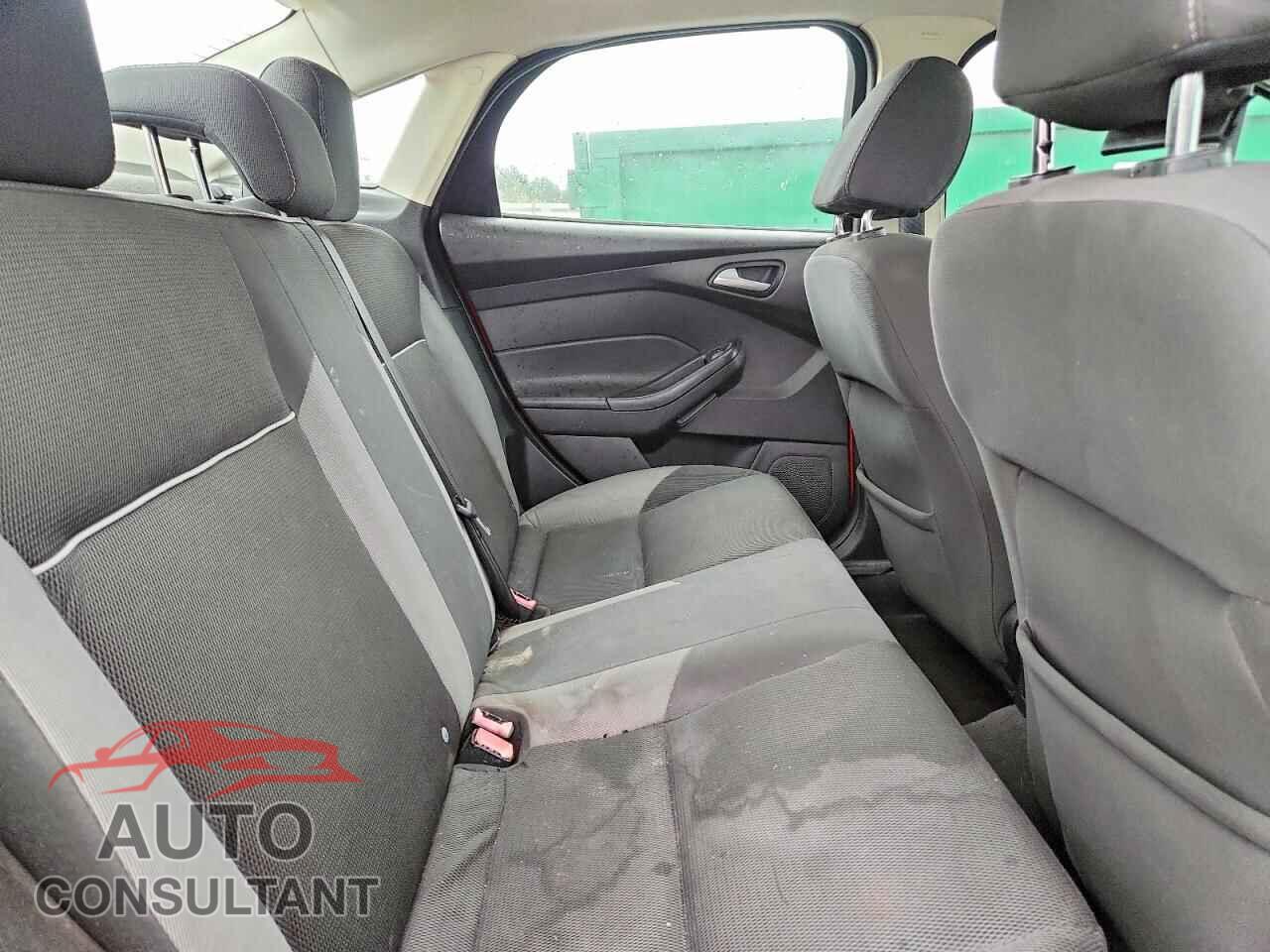 FORD FOCUS 2014 - 1FADP3F23EL264994