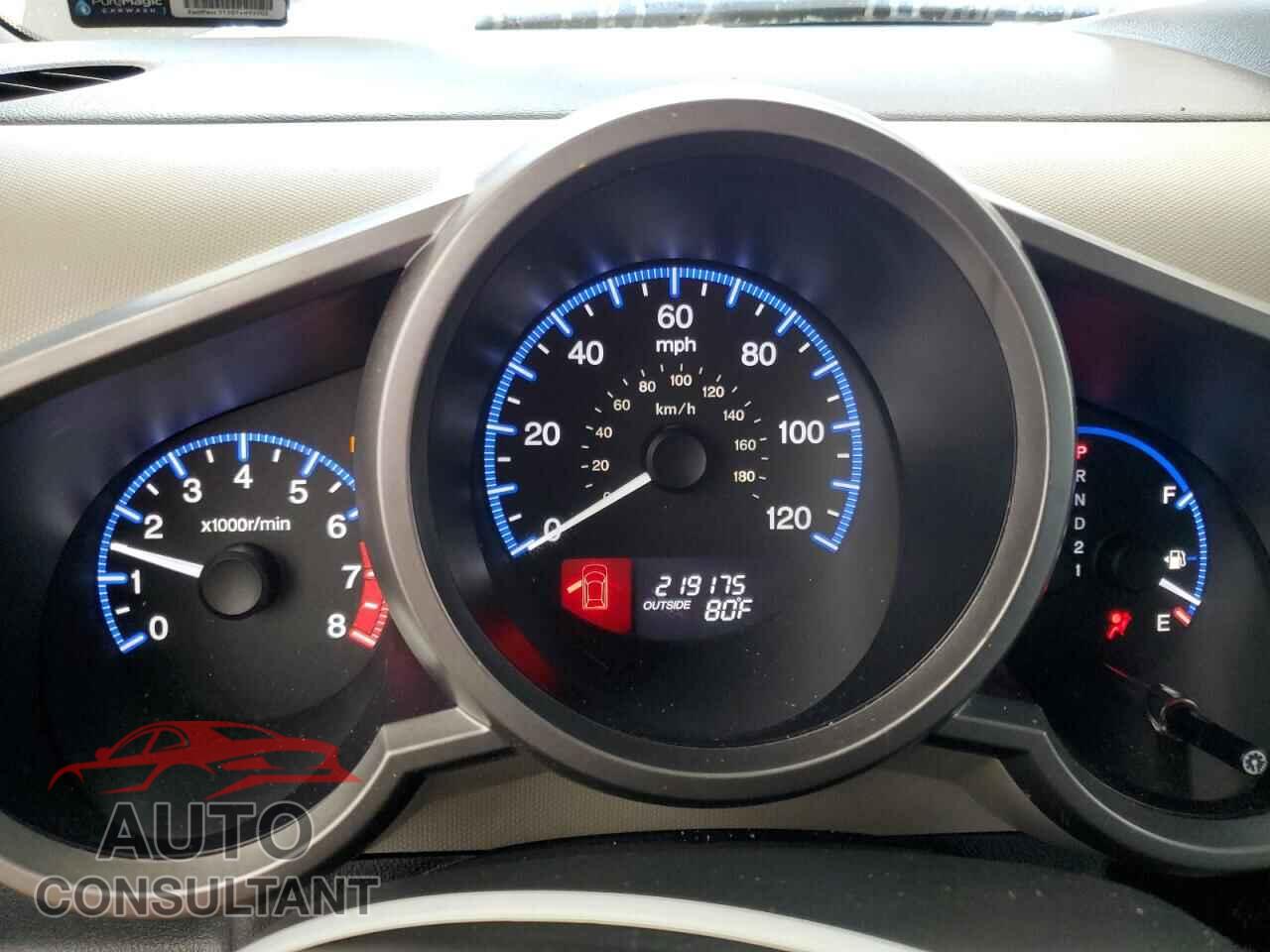 HONDA ELEMENT 2011 - 5J6YH2H70BL000925