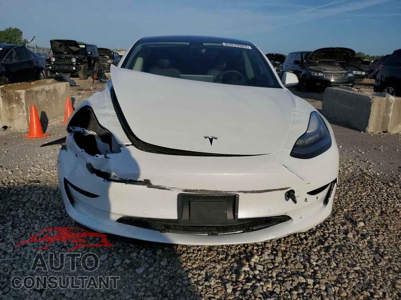 TESLA MODEL 3 2020 - 5YJ3E1EC3LF586903