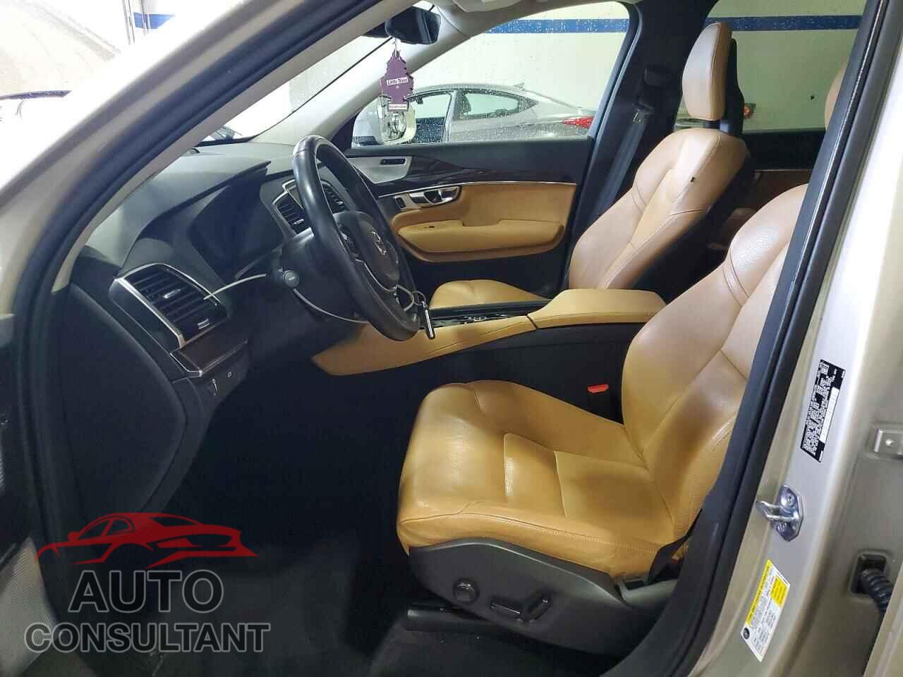 VOLVO XC90 2016 - YV4A22PK7G1051675