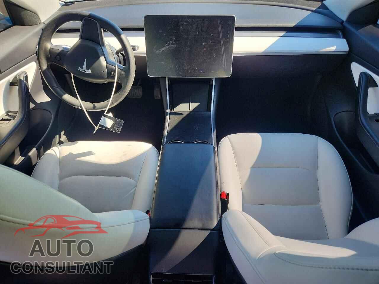 TESLA MODEL 3 2020 - 5YJ3E1EA4LF598945