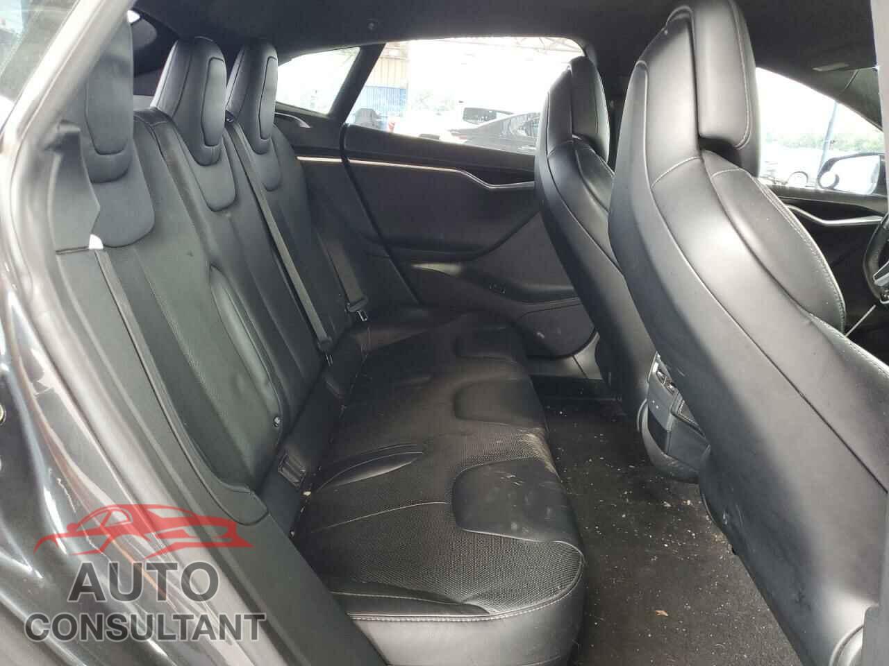 TESLA MODEL S 2016 - 5YJSA1E40GF166764