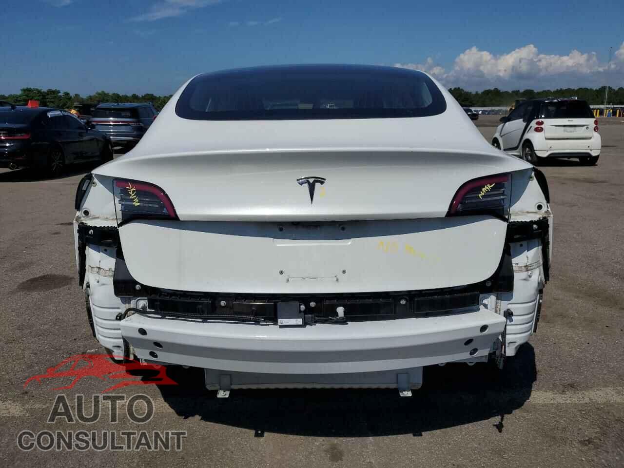 TESLA MODEL 3 2018 - 5YJ3E1EA7JF035353