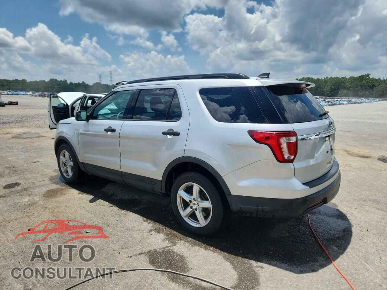 FORD EXPLORER 2018 - 1FM5K7B87JGB26517