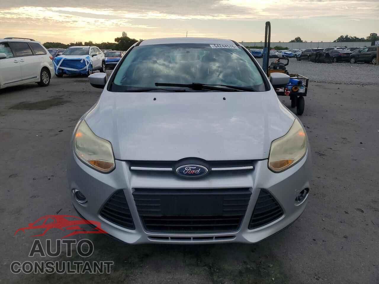 FORD FOCUS 2012 - 1FAHP3K22CL204841