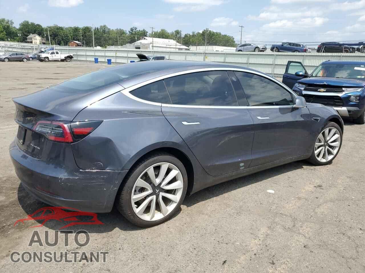 TESLA MODEL 3 2020 - 5YJ3E1EB3LF666452