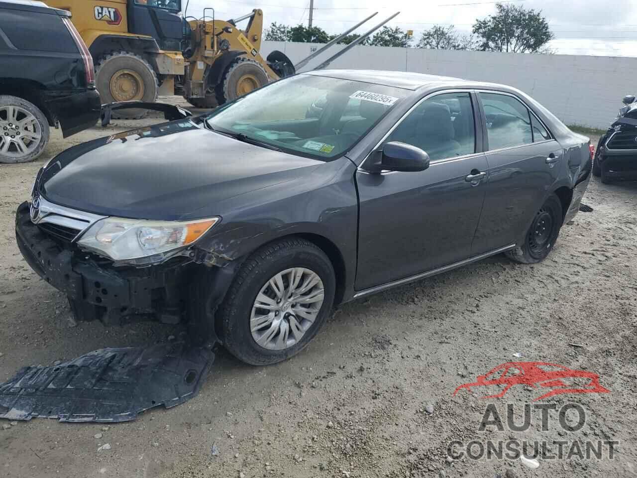 TOYOTA CAMRY 2014 - 4T4BF1FK5ER400188