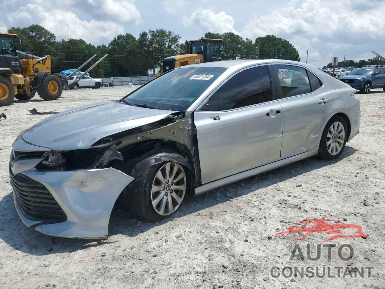 TOYOTA CAMRY 2018 - 4T1B11HK0JU018568