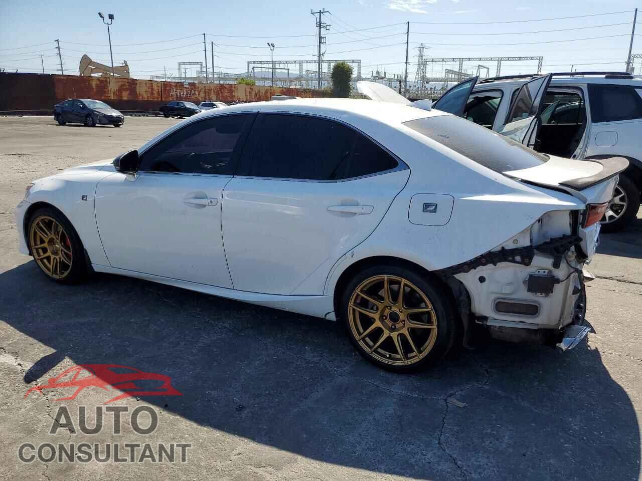 LEXUS IS 2015 - JTHBE1D27F5019070