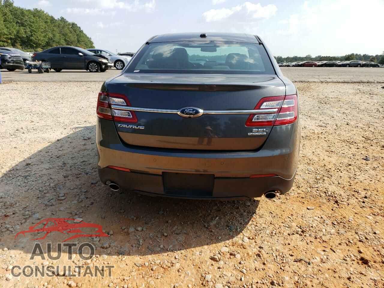 FORD TAURUS 2015 - 1FAHP2E88FG163042