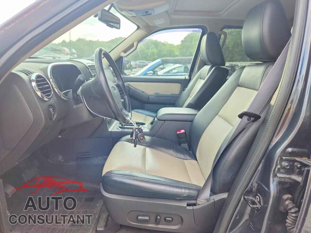 FORD EXPLORER 2009 - 1FMEU53E79UA27308