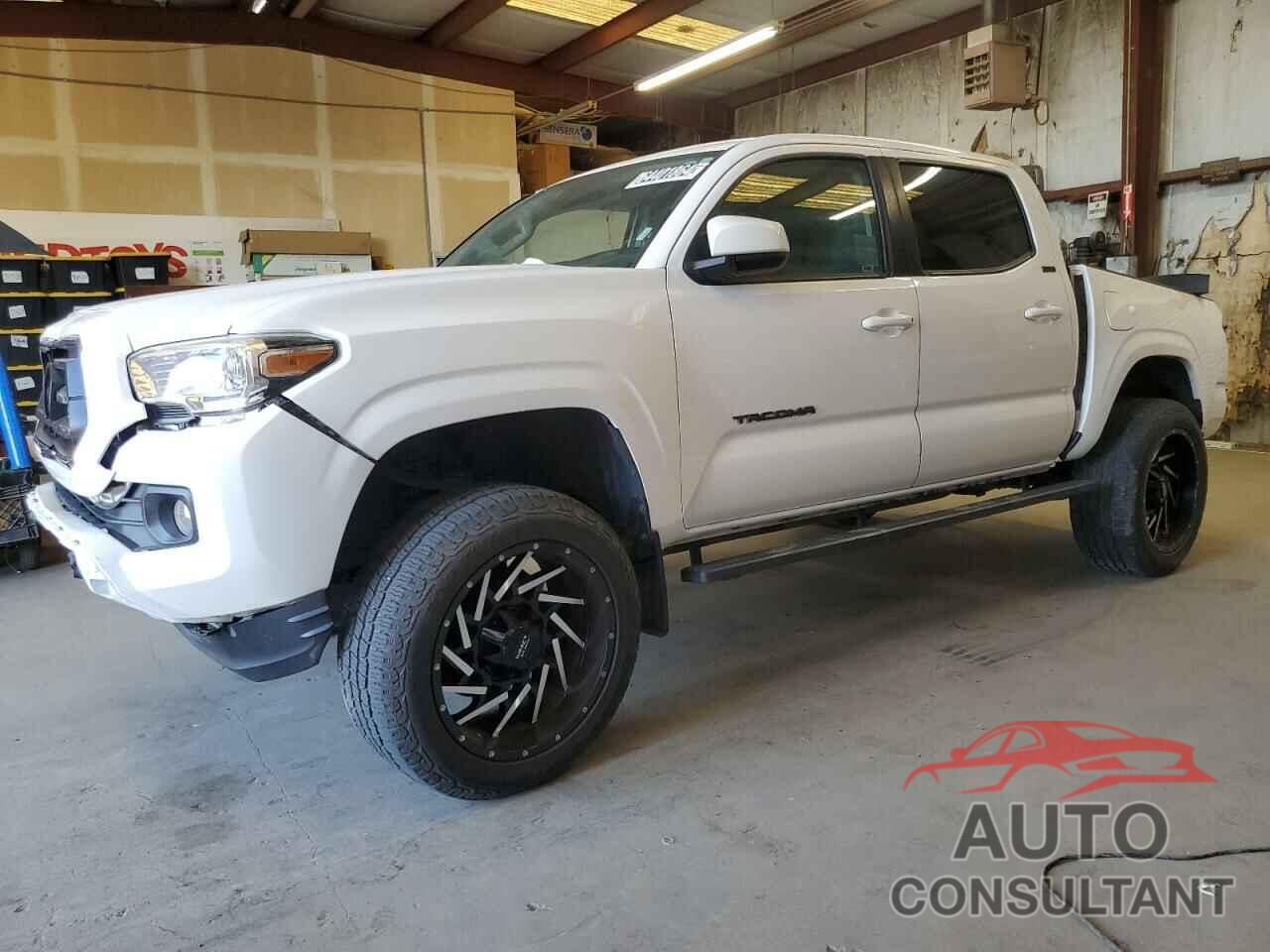 TOYOTA TACOMA 2020 - 5TFAX5GNXLX187922