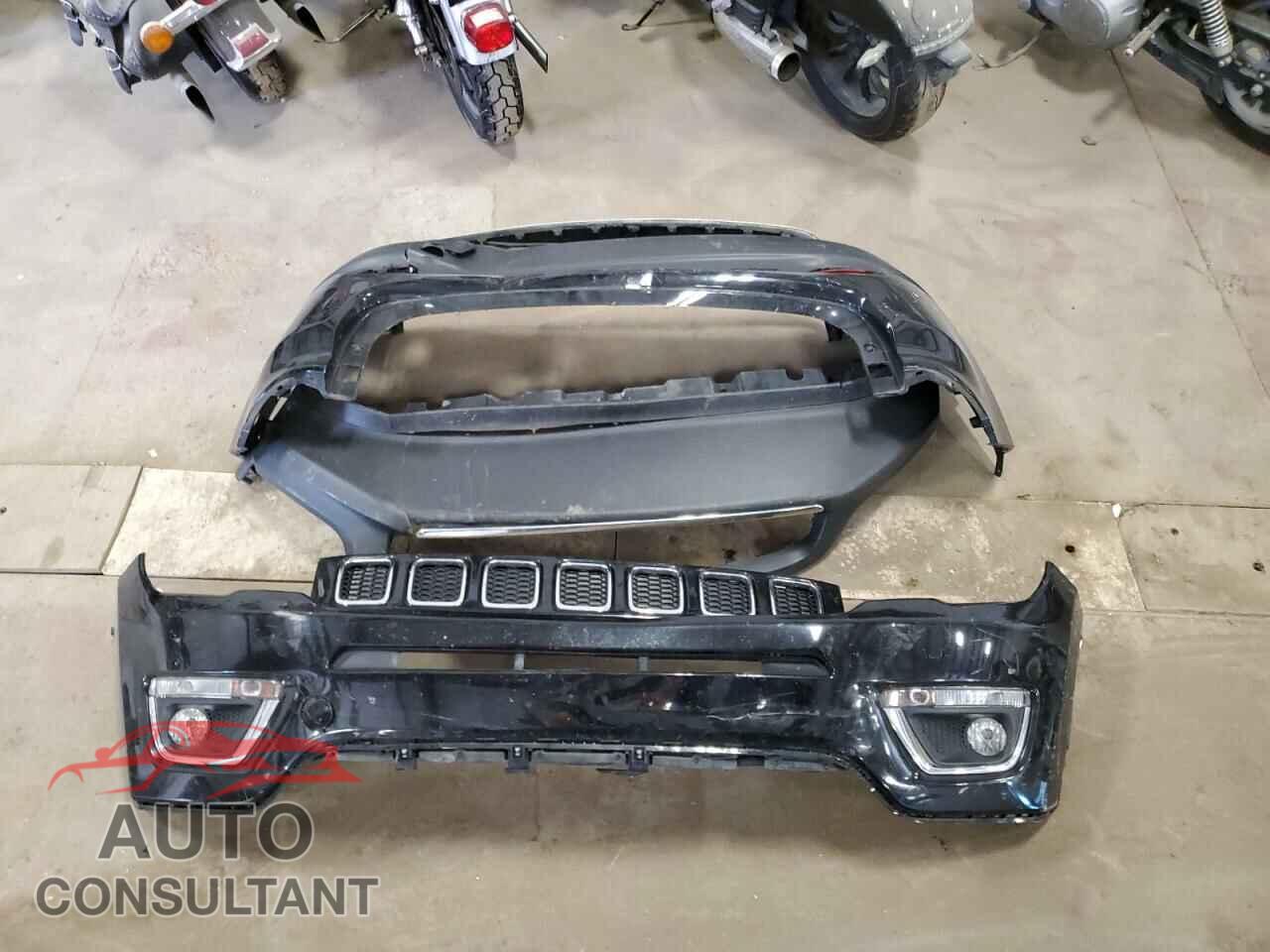 JEEP COMPASS 2019 - 3C4NJDCB9KT666044