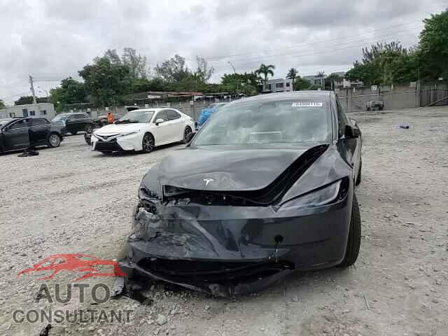 TESLA MODEL 3 2025 - 5YJ3E1EA7SF035676