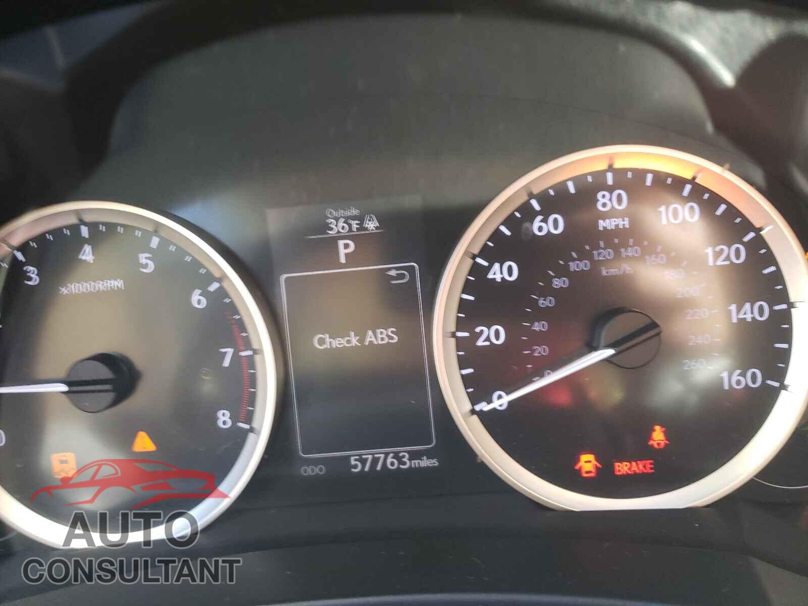LEXUS IS 2016 - JTHCM1D21G5012155