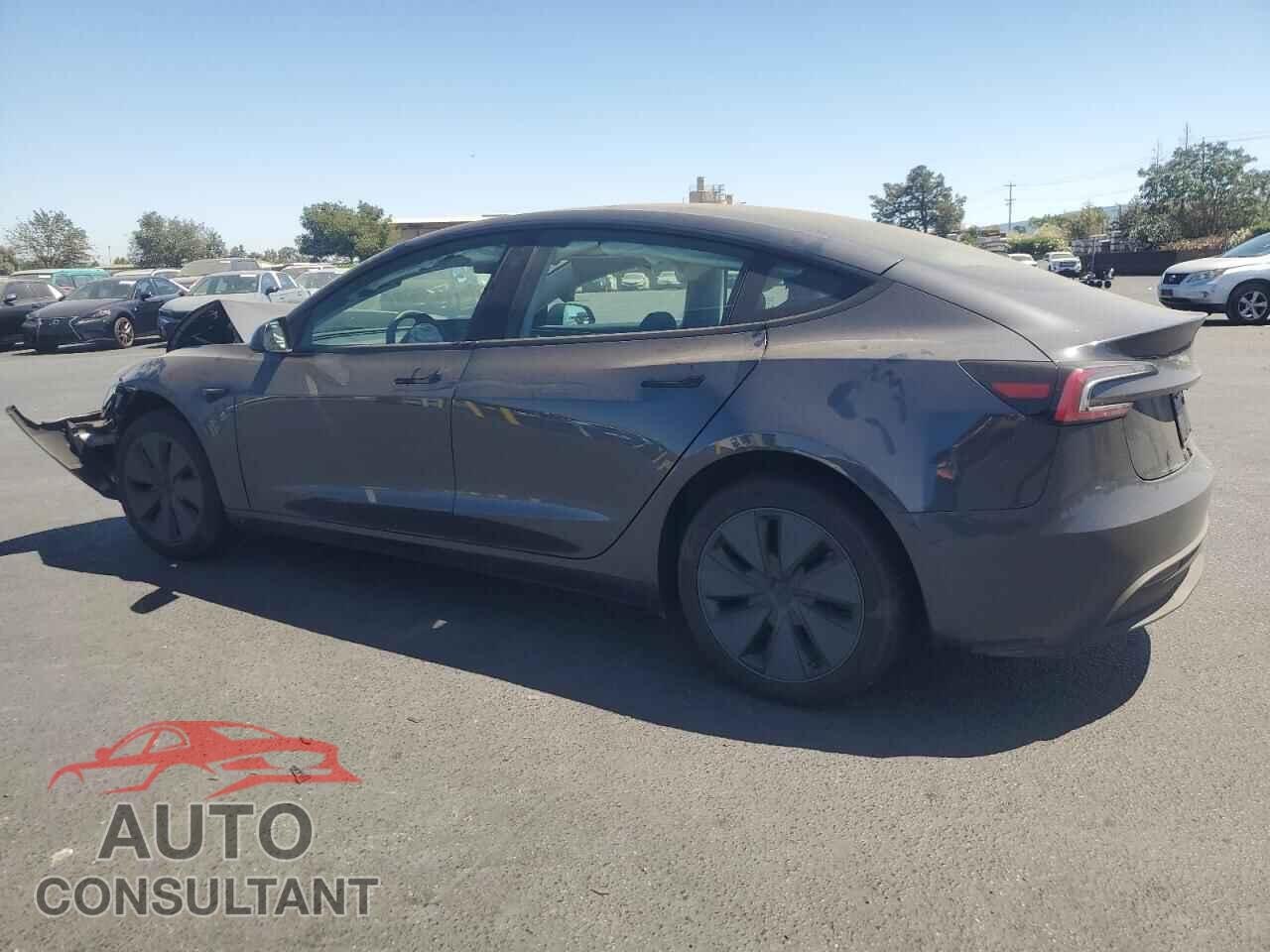 TESLA MODEL 3 2025 - 5YJ3E1EA2SF939368
