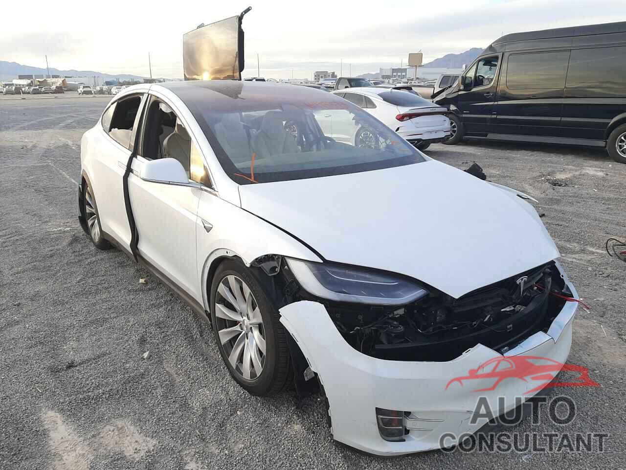 TESLA MODEL X 2019 - 5YJXCDE43KF211674