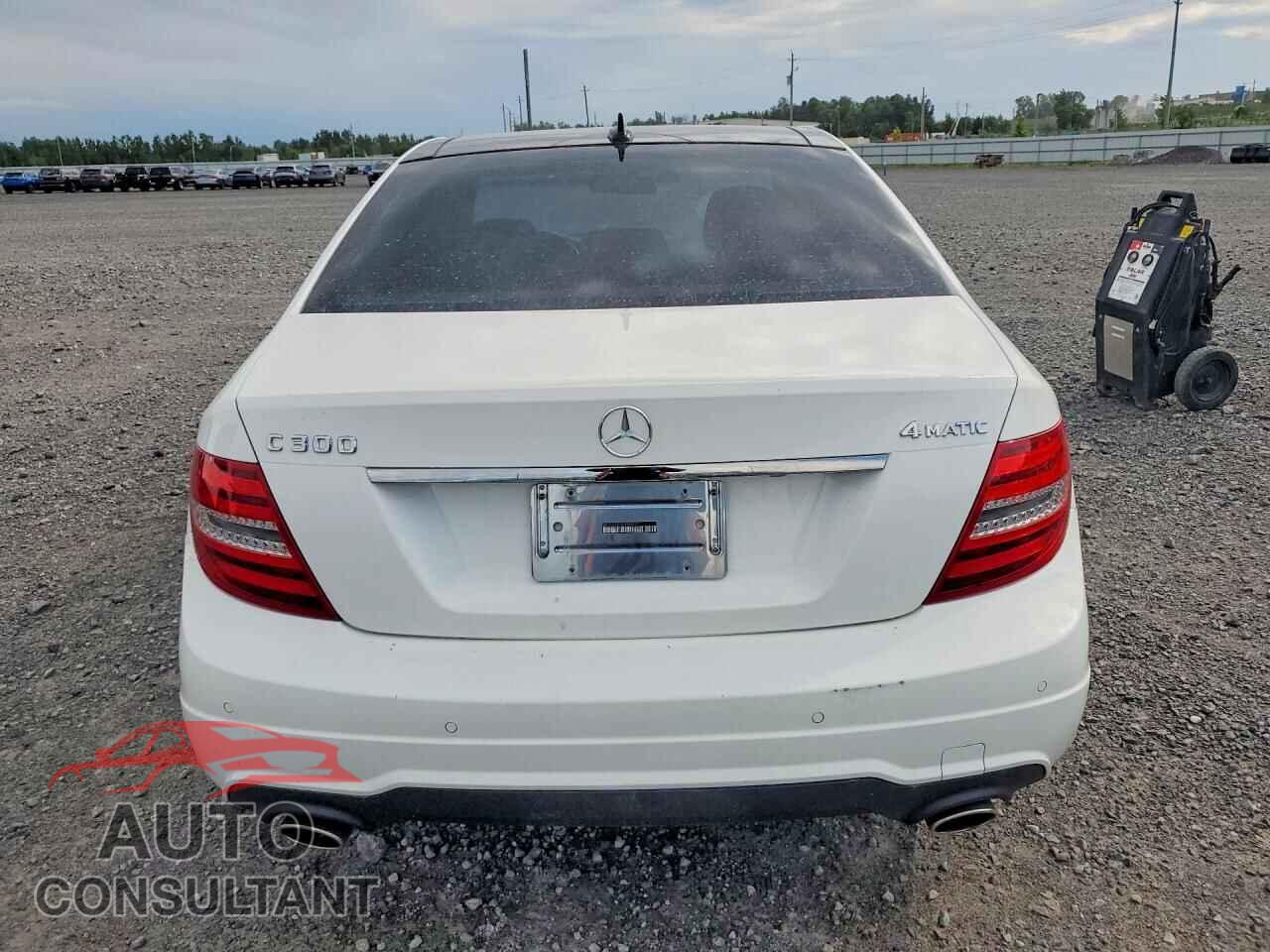 MERCEDES-BENZ C-CLASS 2014 - WDDGF8AB8EA960590