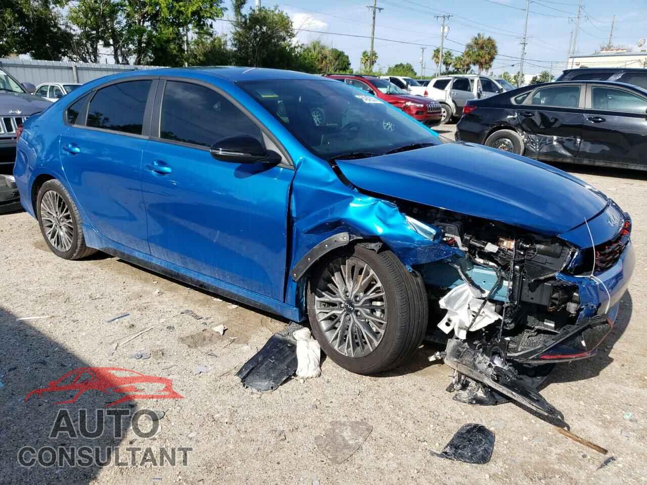 KIA FORTE 2023 - 3KPF54AD1PE679976