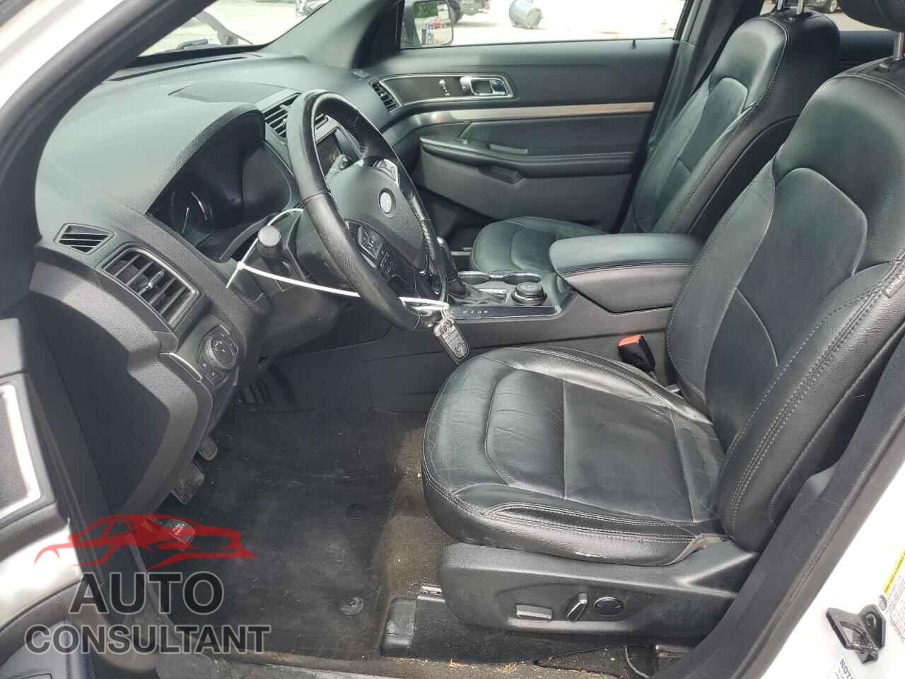 FORD EXPLORER 2018 - 1FM5K8D80JGA53493