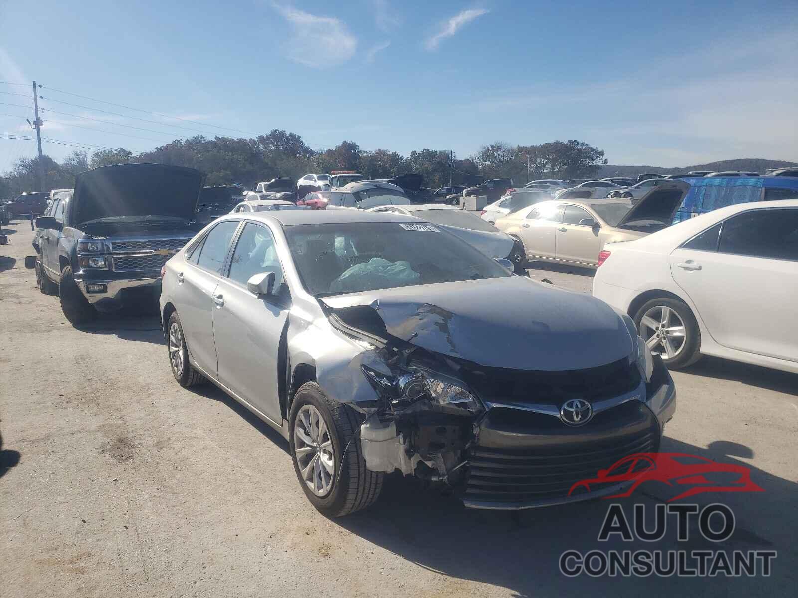 TOYOTA CAMRY 2016 - 4T4BF1FK5GR544018