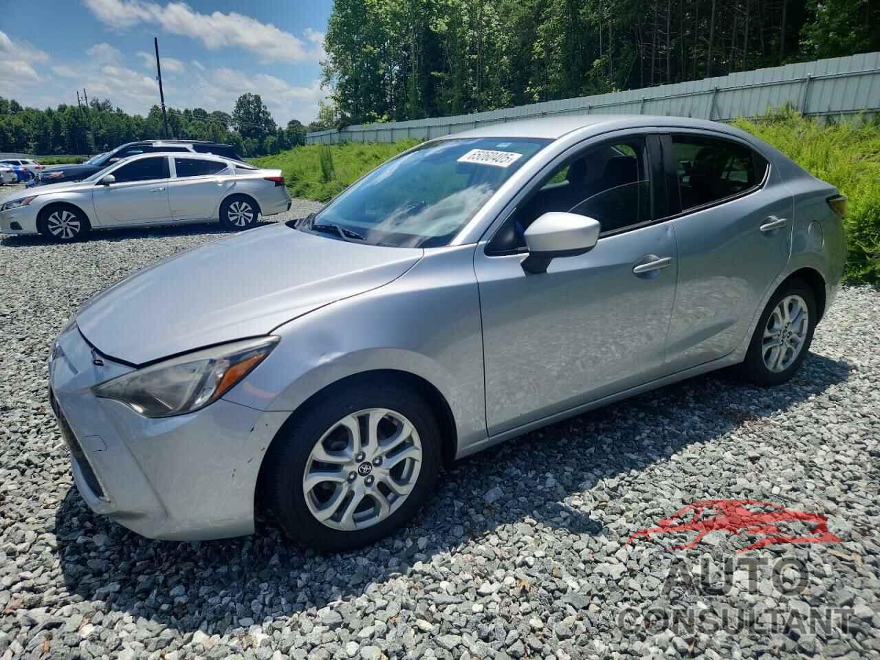 TOYOTA YARIS 2017 - 3MYDLBYV5HY155439