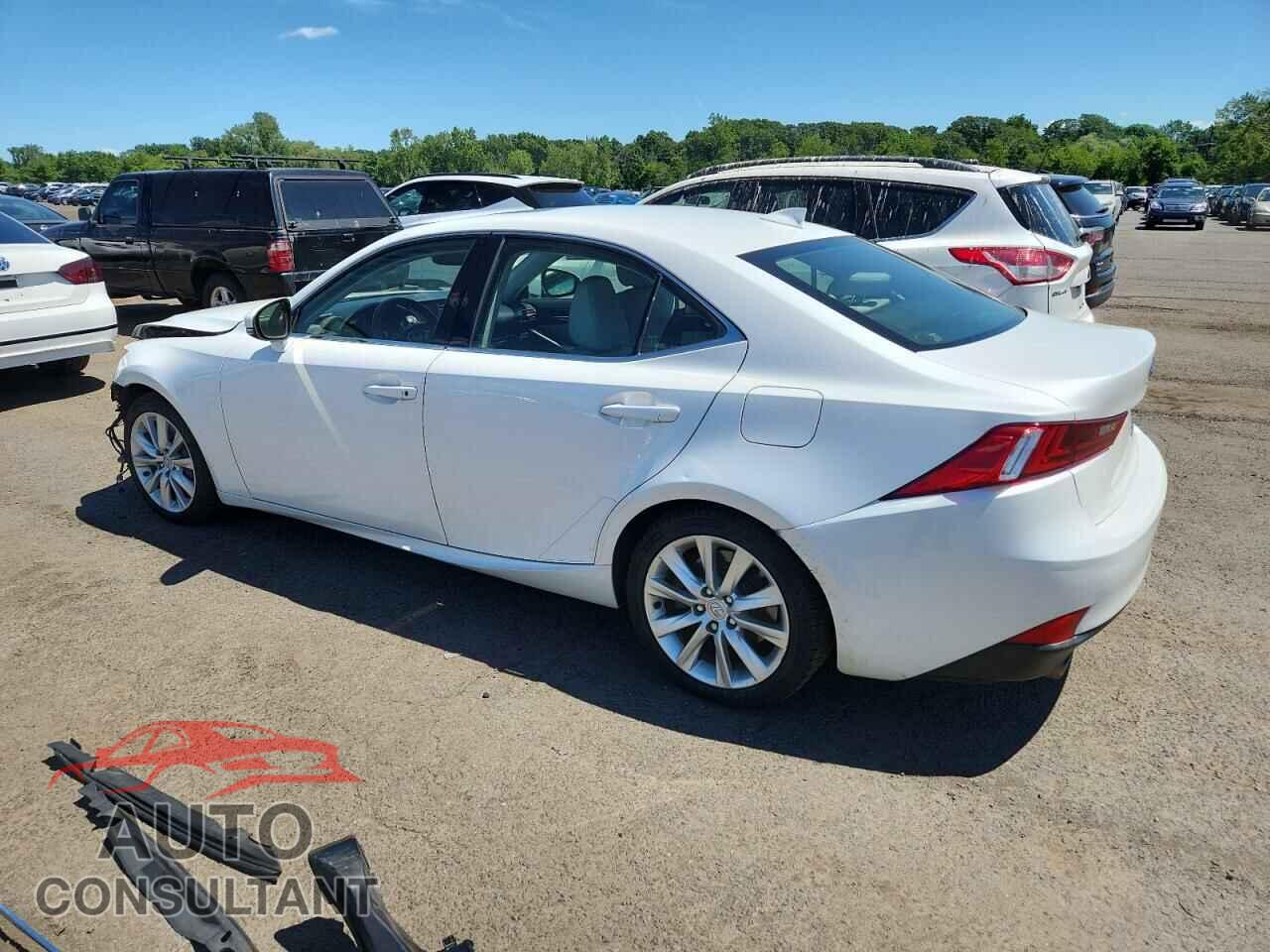 LEXUS IS 2015 - JTHCE1D28F5007448