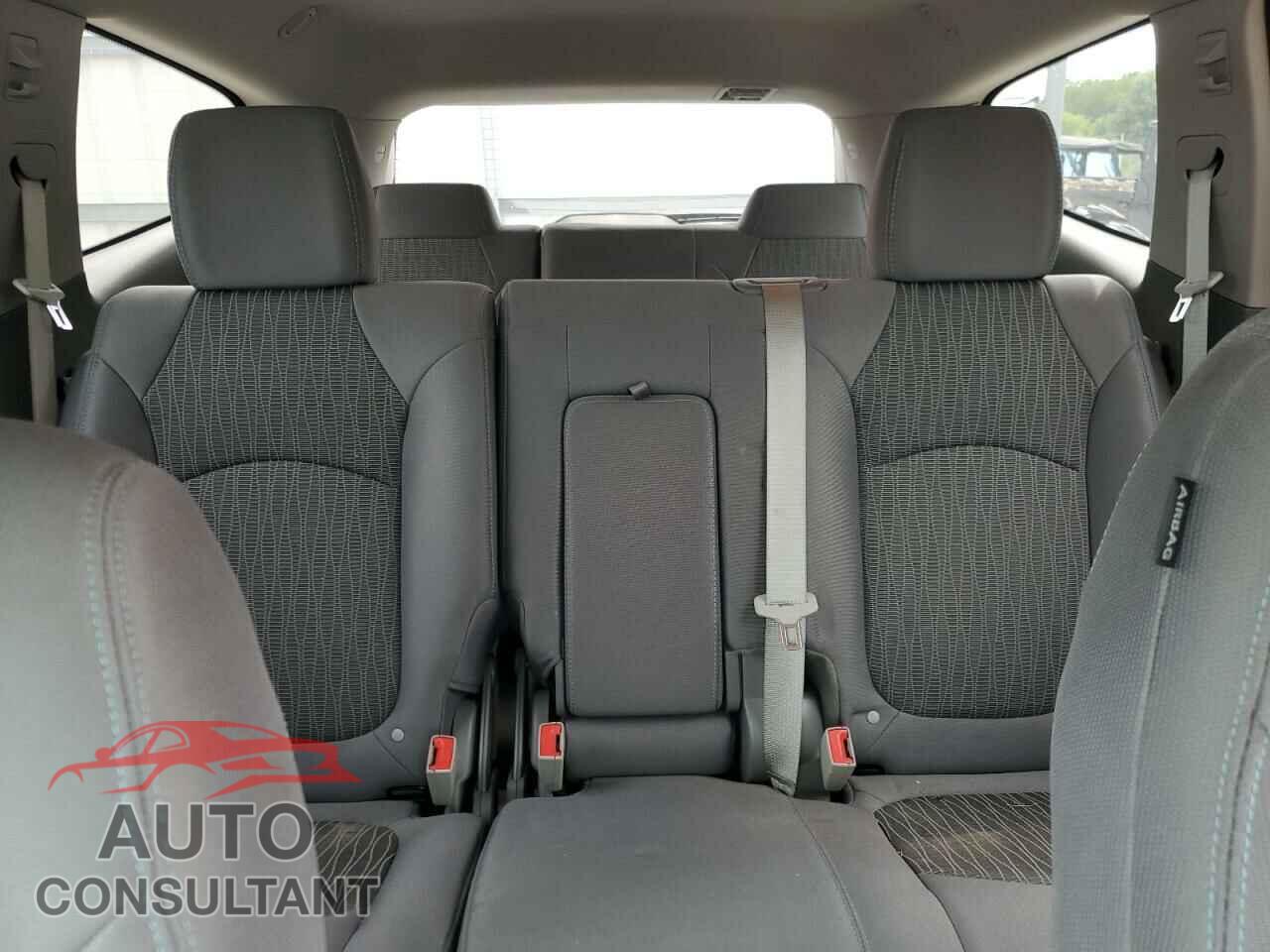 CHEVROLET TRAVERSE 2017 - 1GNKRFKD6HJ206485