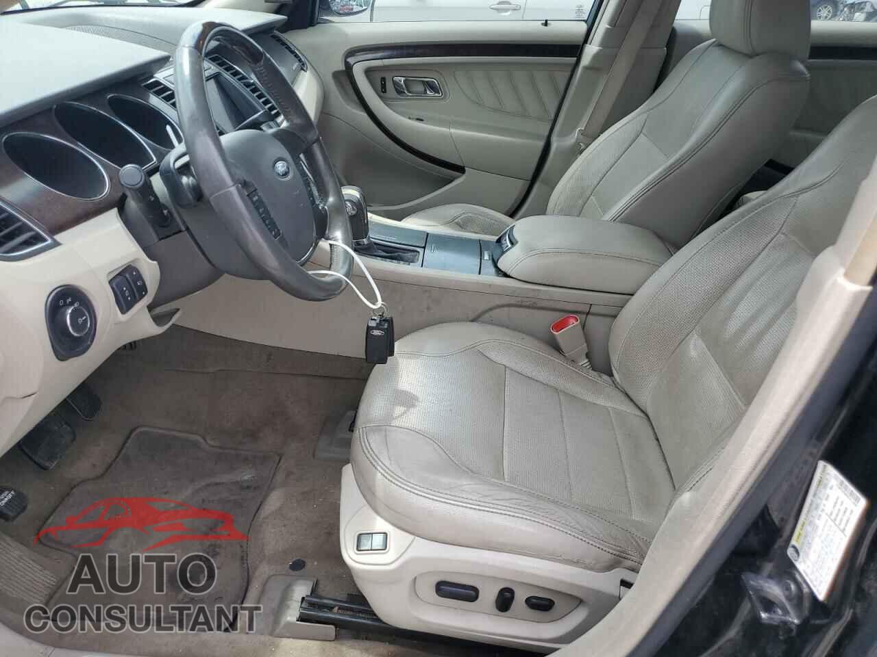 FORD TAURUS 2012 - 1FAHP2FW8CG119843