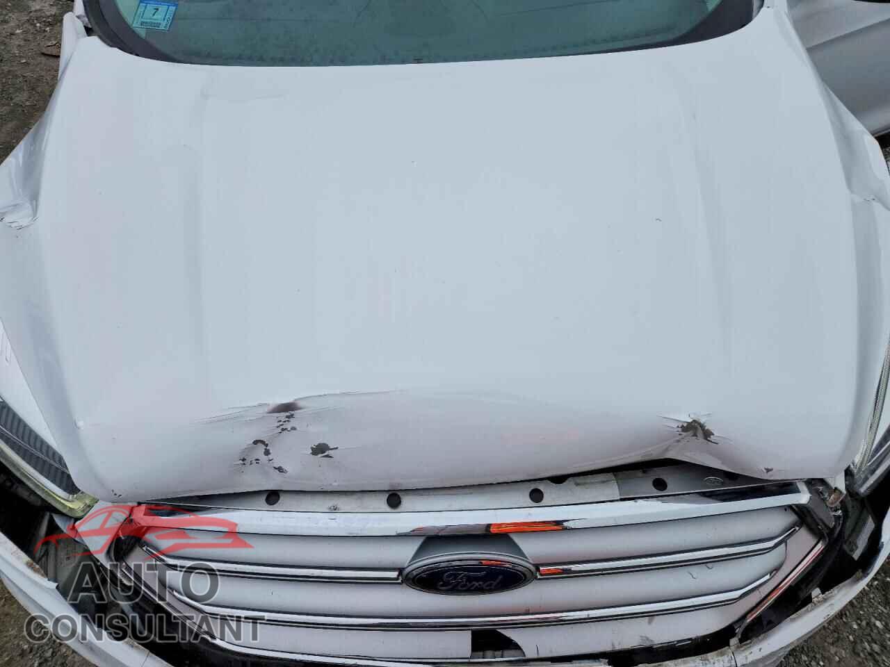 FORD ESCAPE 2017 - 1FMCU9GD2HUF00174