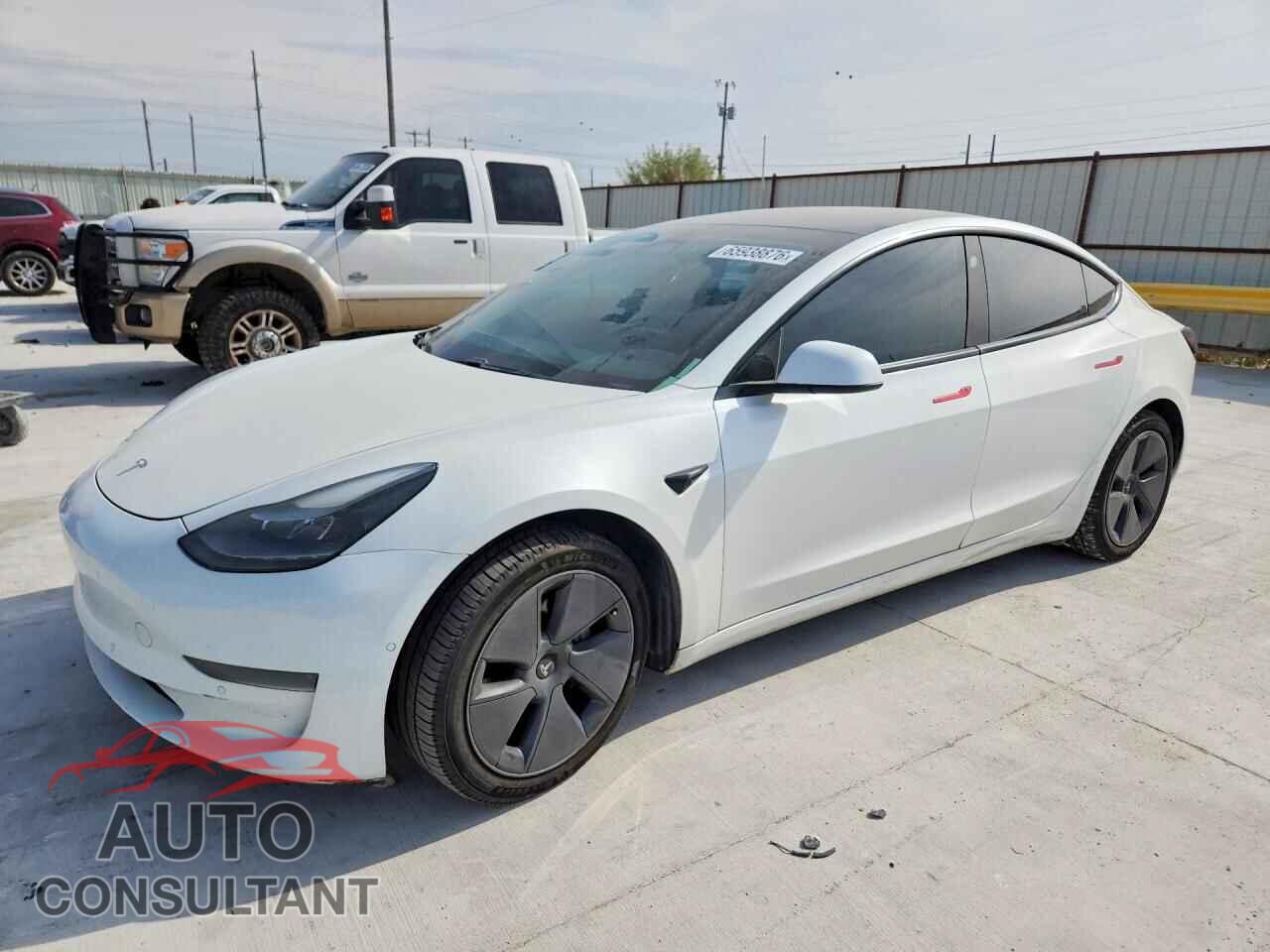 TESLA MODEL 3 2021 - 5YJ3E1EA0MF043038