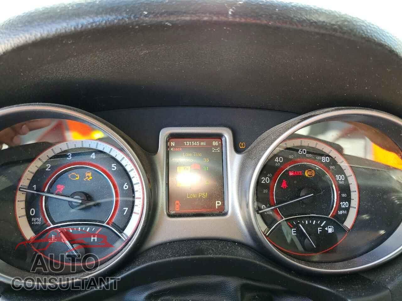 DODGE JOURNEY 2015 - 3C4PDCGB4FT659612