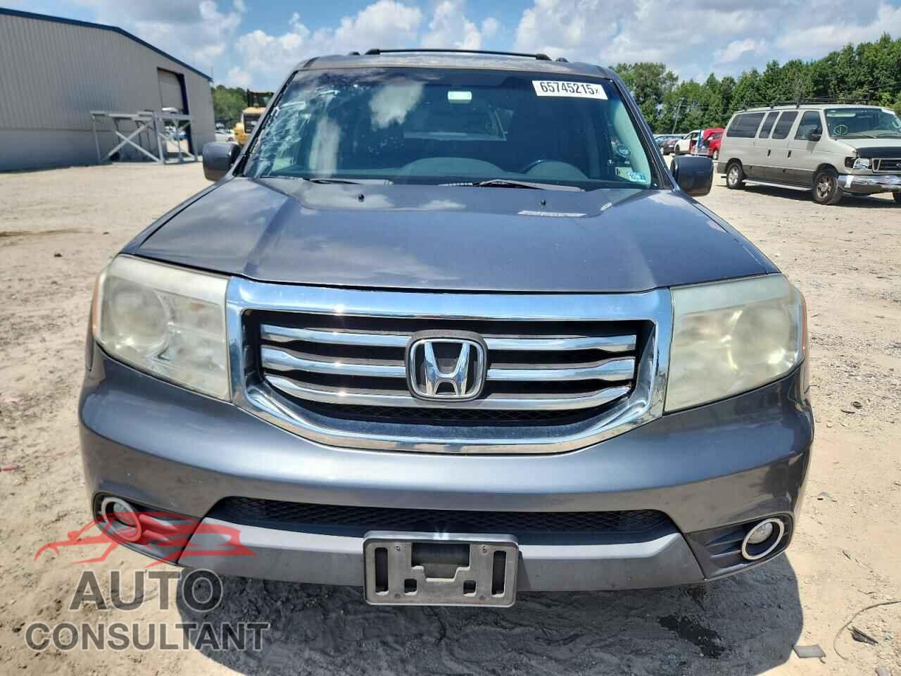 HONDA PILOT 2013 - 5FNYF4H66DB042374