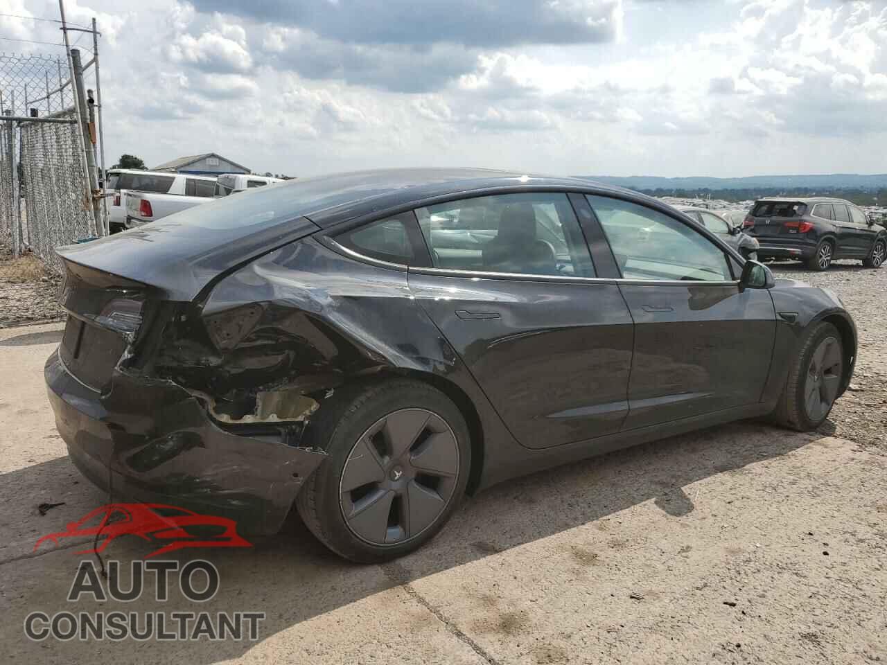 TESLA MODEL 3 2022 - 5YJ3E1EA2NF242559