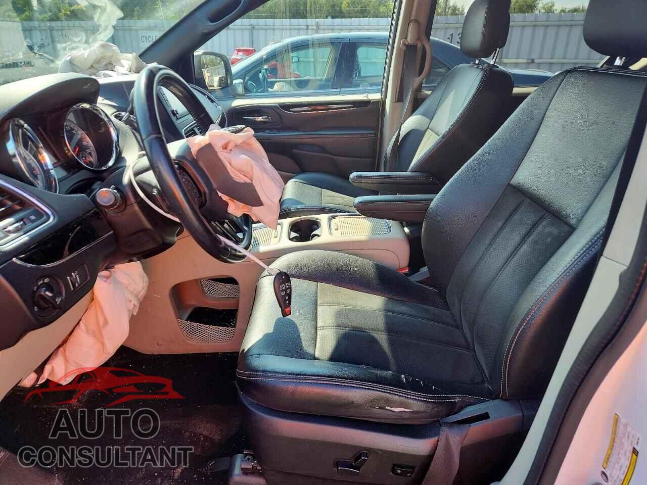DODGE CARAVAN 2019 - 2C4RDGBG1KR607841