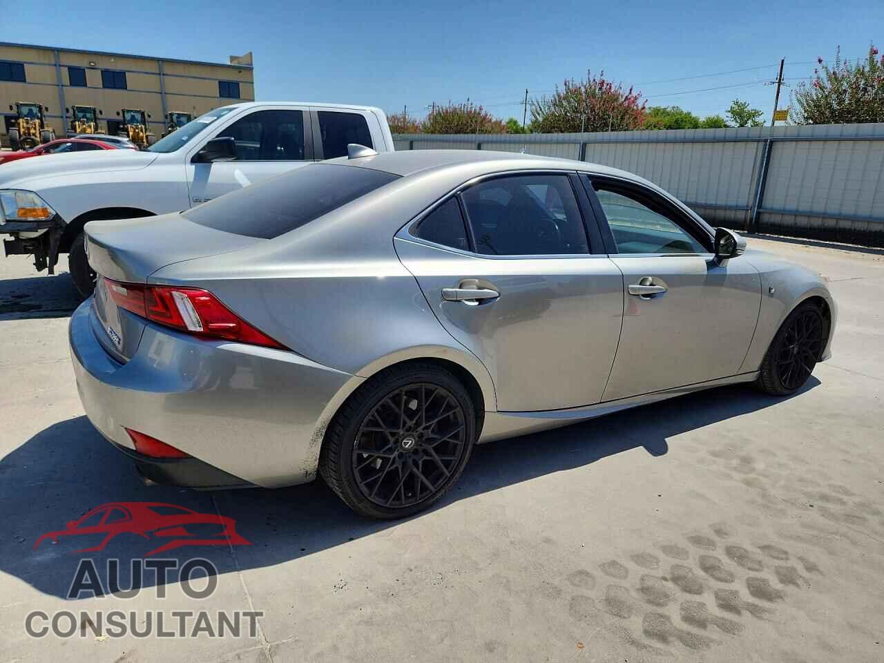 LEXUS IS 2016 - JTHBA1D24G5014454