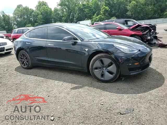 TESLA MODEL 3 2018 - 5YJ3E1EB7JF067910