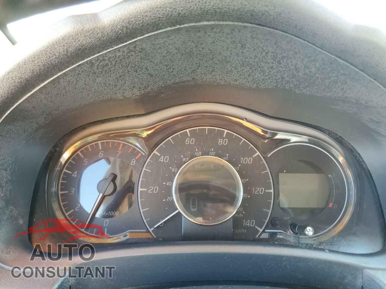 NISSAN VERSA 2017 - 3N1CE2CP3HL352106