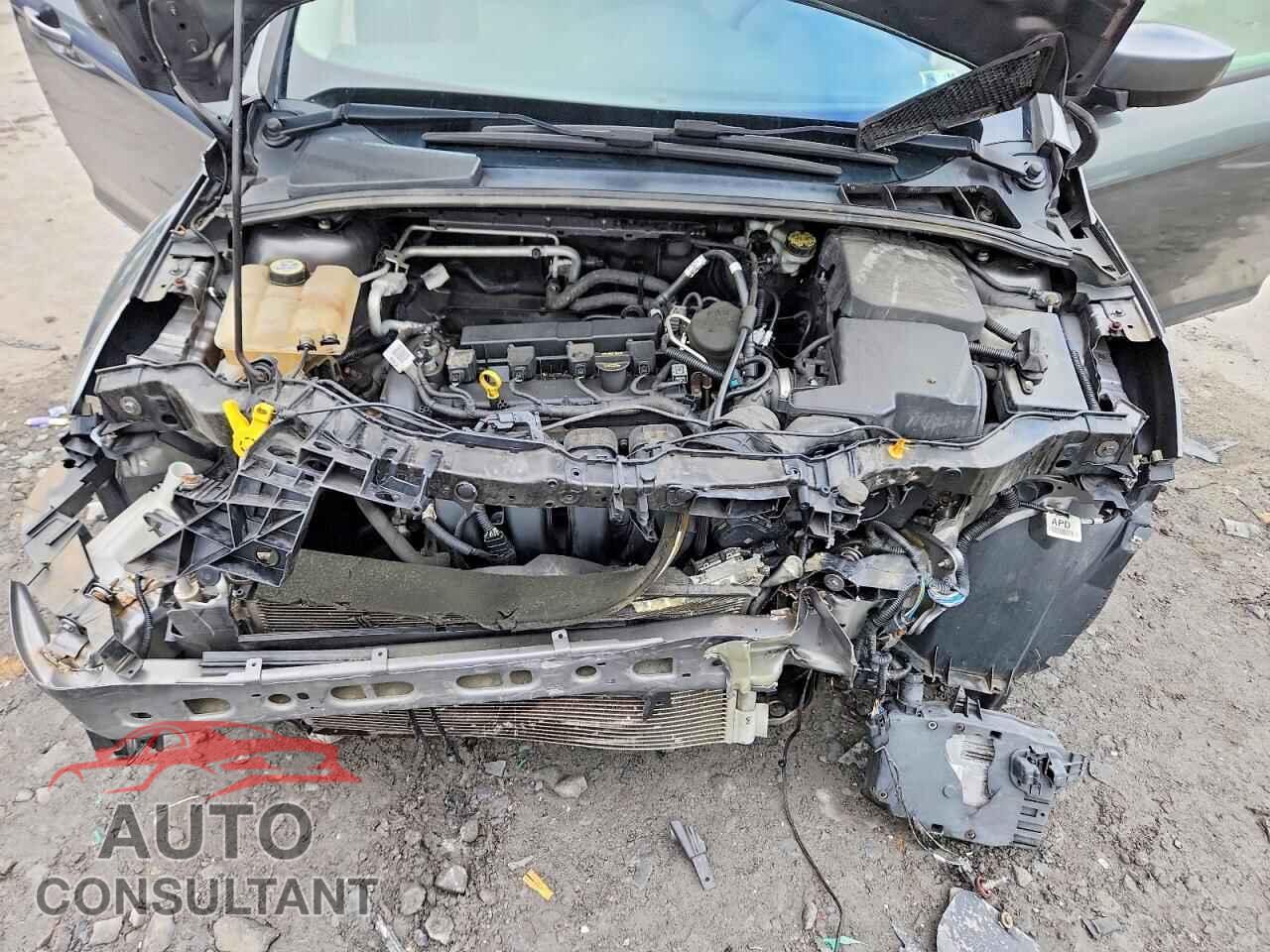FORD FOCUS 2012 - 1FAHP3F2XCL470098