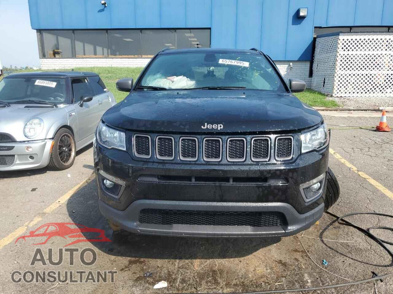 JEEP COMPASS 2021 - 3C4NJDEB2MT513358