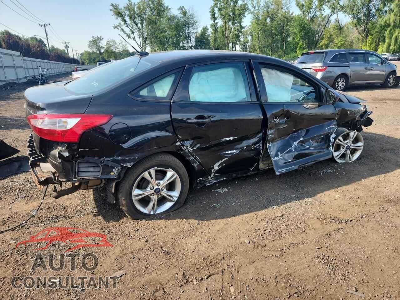FORD FOCUS 2014 - 1FADP3F22EL359059