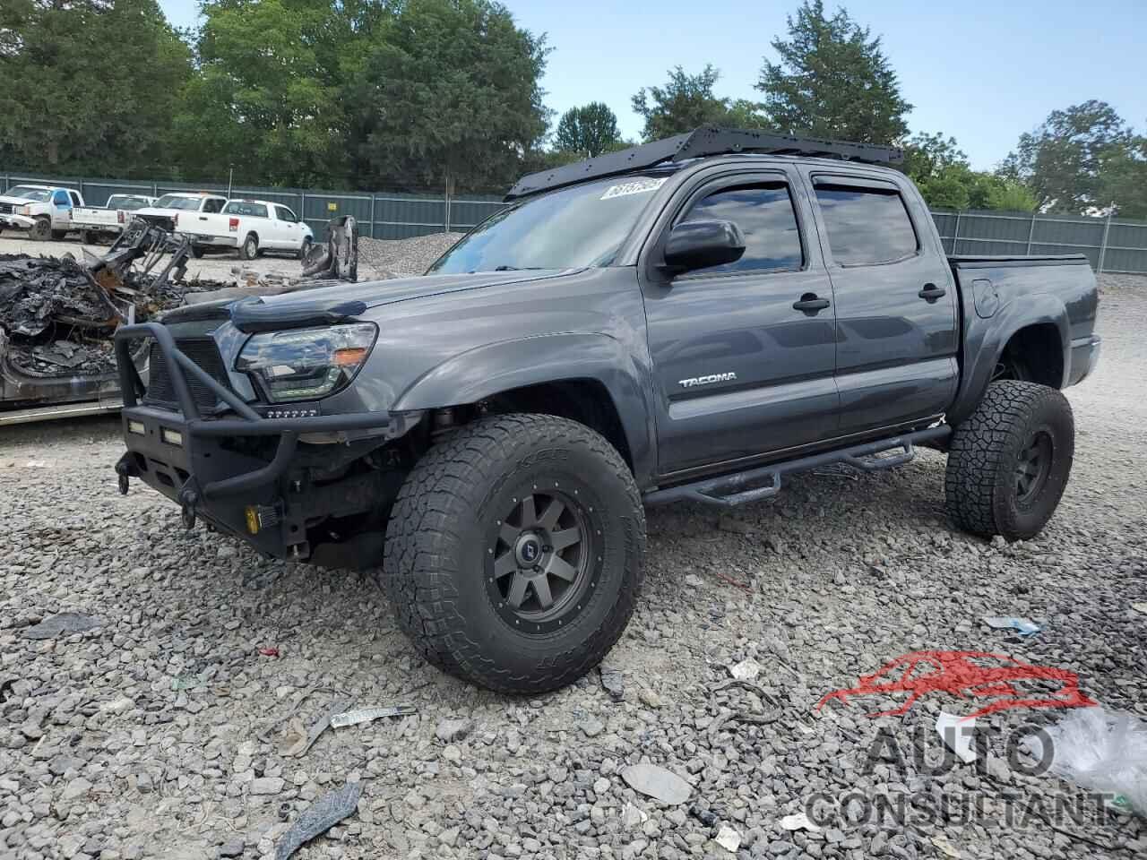 TOYOTA TACOMA 2013 - 5TFJU4GN1DX045401