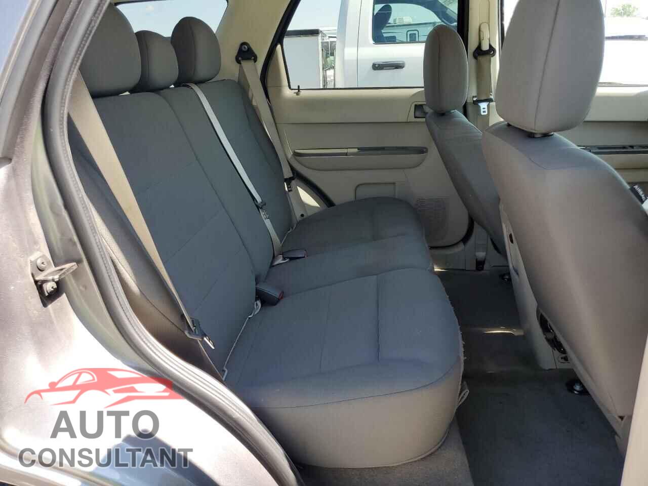 FORD ESCAPE 2010 - 1FMCU0C79AKB18754