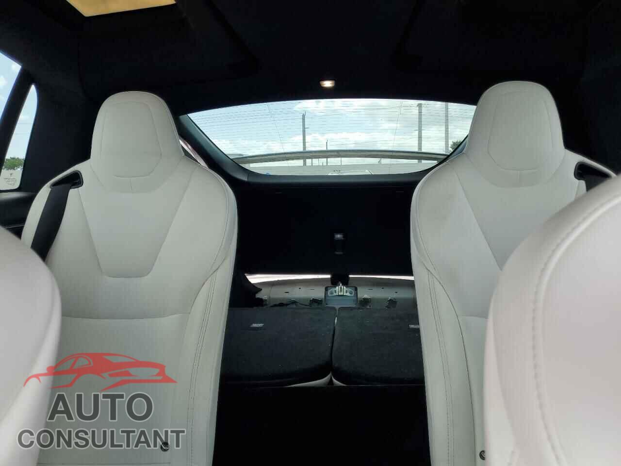 TESLA MODEL X 2017 - 5YJXCBE20HF074138